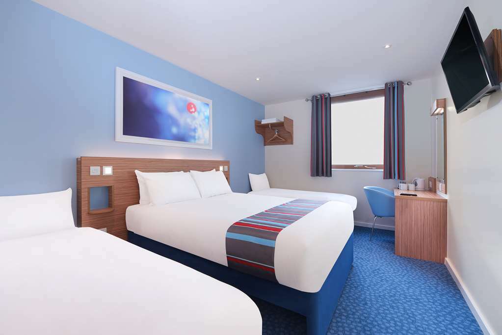 Travelodge London Stratford Hotel Номер фото